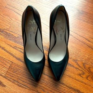 Nine West Love Fury Black Pump heels